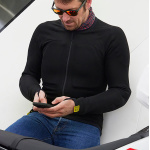 bowtex_elite-armoured-baselayer-shirt_black_lifestyle.jpg