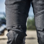 bull-it_textile_jeans_bobber-skinny-covec_black_lifestyle5.jpg