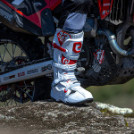 eleveit_boots_x-legend-evo_white_lifestyle1.jpg