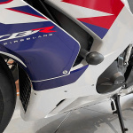 GB Racing Bullet Frame Slider (Race) - Honda CBR1000 RR-R Fireblade SP Thumb 2
