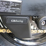 gb-racing_lower-chain-guard_cga08-gbr_detail1.jpg
