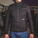 gerbing_heated-jacket_microwirepro-premium_black_lifestyle2.jpg