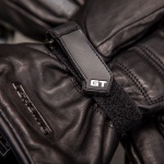 gerbing_leather_gloves_microwirepro-heated-gt-hybrid_black_lifestyle4.jpg