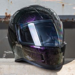 icon_helmet_airform_chantilly-opal_purple_lifestyle1.jpg