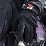 keis_base-layers_g102-heated-inner-gloves_black_detail2.jpg