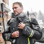 klim_textile-jacket_kodiak-gore-tex-waterproof_asphalt-hi-vis_lifestyle3.jpg