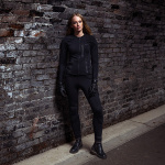 knox_clothing_trousers_action-pro-trousers_lifestyle1.jpg