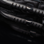 knox_handroid_mk5_pod_black_glove_detail8.jpg