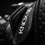 knox_oulton_gloves_white_black_detail6.jpg