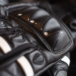 knox_oulton_gloves_white_black_detail8.jpg
