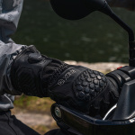 knox_zero_4_textile_gloves_black_detail6.jpg
