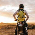 kriega_hydro-2_lime_lifestyle4.jpg