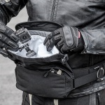 kriega_luggage_r3-waistpack_lifestyle1.jpg
