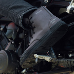 merlin_boots_textile_knots-d3o-canvas_grey_lifestyle2.jpg
