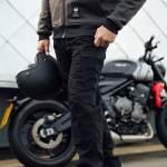 merlin_jeans_denim_remy-2-d3o-cargo_black_lifestyle2.jpg