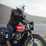 merlin_textile-jacket_expedition_olive_lifestyle2.jpg