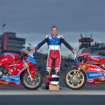 michael-rutter-the-life-of-a-racer-volume-2-flesh-and-blood-hardback-premium-edition_detail1.jpg