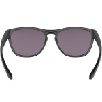 oakley_sunglasses_manorburn_matt-black-prizm-grey-lens_detail2.jpg