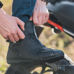 oxford_boots_helix_black_lifestyle1.jpg