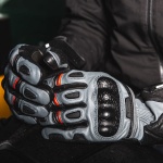oxford_gloves_mondial-long-ms_grey-black_lifestyle1.jpg