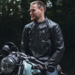 oxford_jacket_leather_route-73-2-0_black_lifestyle1.jpg