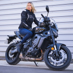 oxford_ladies_textile_jacket_omega-1.0_air_black-white_lifestyle1.jpg