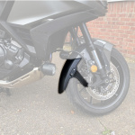 pyramid_extenda_fenda_matte_black_honda_nt1100_detail3.jpg