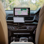 quad-lock_accessories_wireless-carplay-android-auto-mini-usb-adapter_detail5.jpg