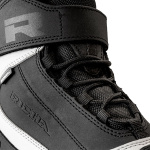 richa_boots_slick-waterproof_black-white_detail4.jpg