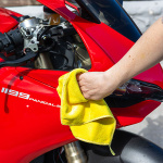 riderr_cleaning-accessories_microfibre-towels_yellow_6-pack_lifestyle2.jpg