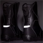 rst_boots_axiom-wp_black_detail5.jpg