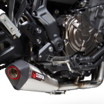 scorpion-exhausts_serket-taper_yamaha-tracer-700_16-19_steel_close.jpg