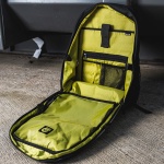 shad_soft-luggage_ruck-sack_sl86_lifestyle4.jpg