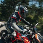 shark_spartan_rs_matt_black_orange_helmet_detail2.jpg