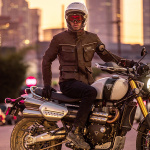 spidi_textile-jacket_originals-enduro-textile-jacket_coffee_lifestyle3.jpg