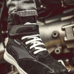 stylmartin_boots_audax-wp_black_lifestyle1.jpg