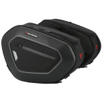 sw-motech_blaze-h-saddlebags_triumph-trident-660.jpg