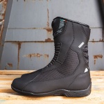 tcx_boots_explorer-4-gore-tex_black_lifestyle1.jpg