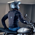 tucano-urbano_air-bag-jacket_airscud_lifestyle2.jpg