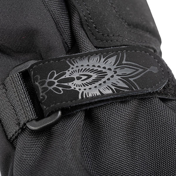 tucano-urbano_gloves_ladies-password-3g-hydroscud_black_detail4.jpg