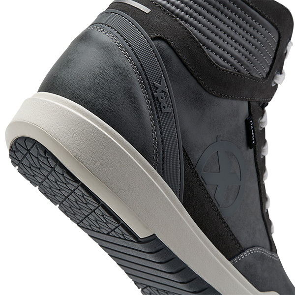 xpd_boots_moto-way-h2out_grey-white_detail6.jpg